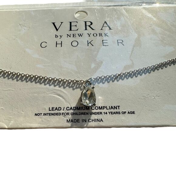 Vera by New York Silver Tone Choker Teardrop Pendant Chain Necklace New - Picture 1 of 6